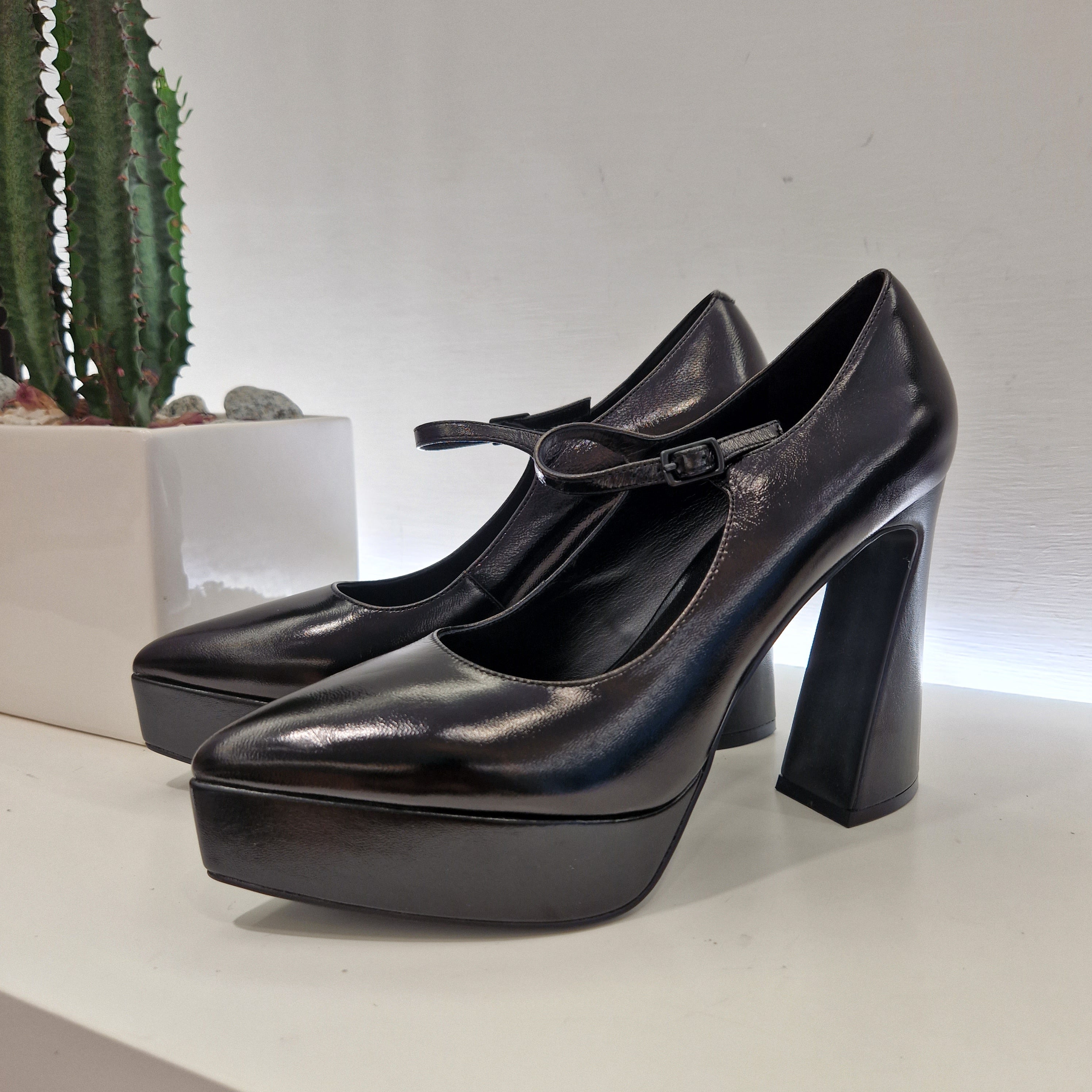 Jeannot scarpa vernice nera