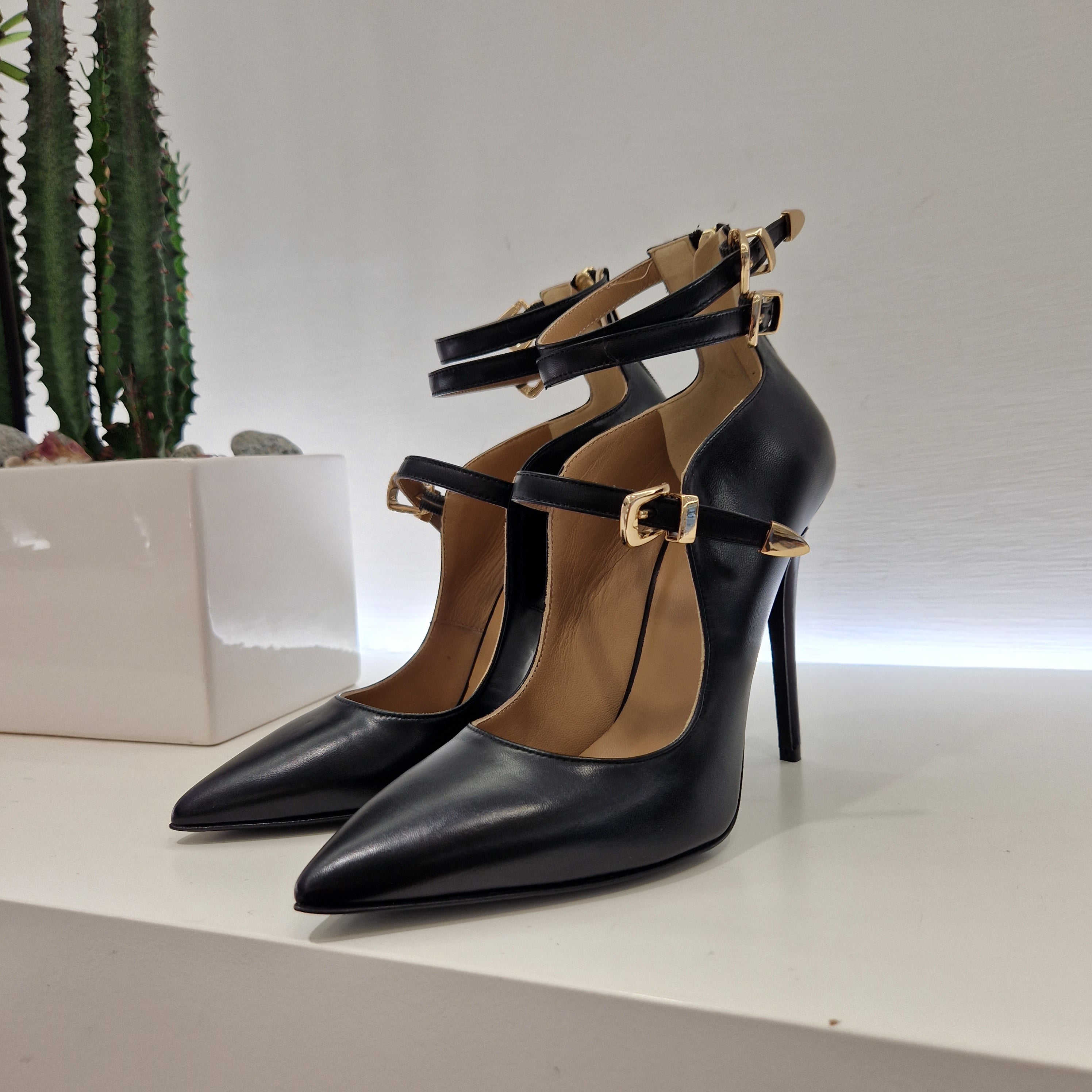 WO Milano décolleté cinturini