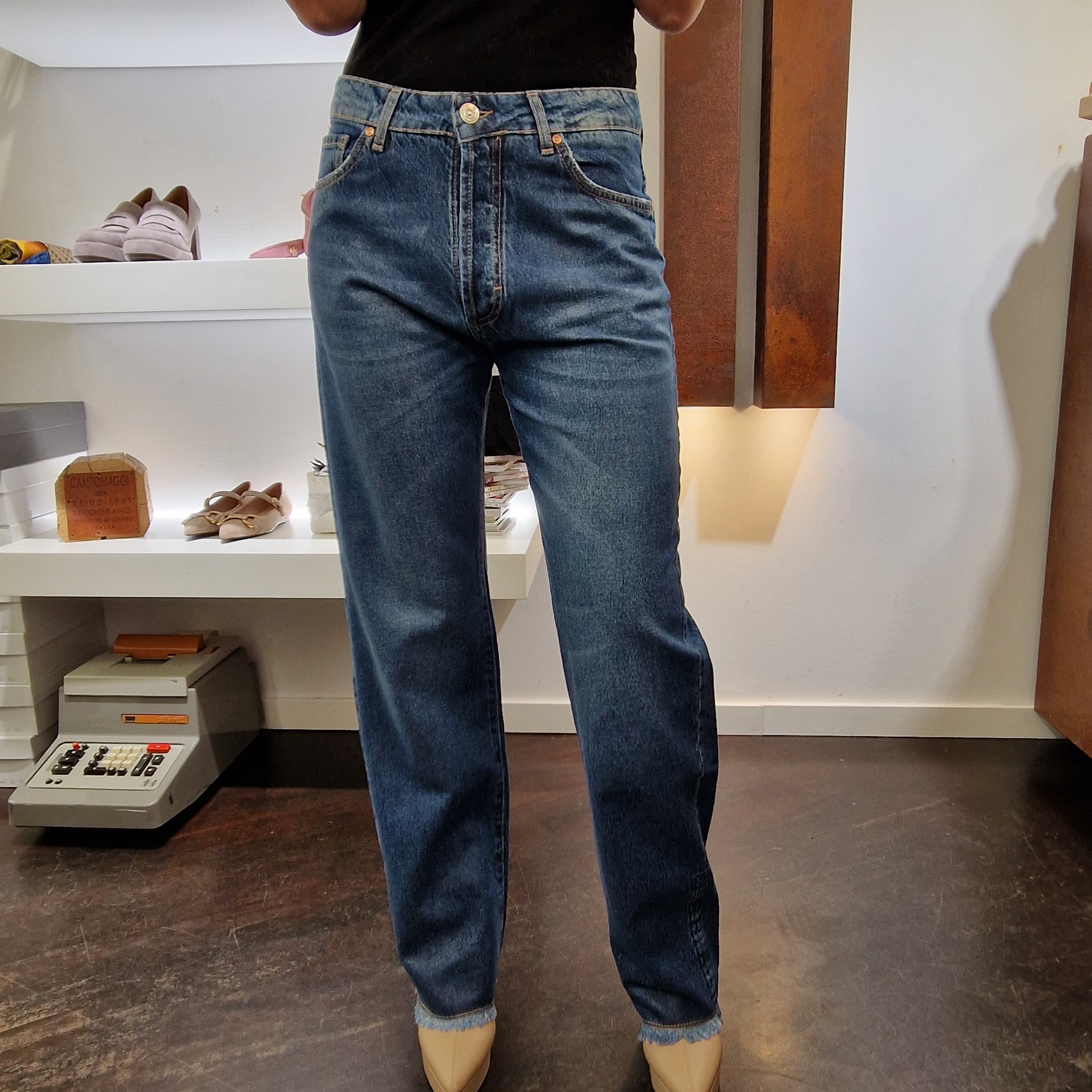 Pantalone jeans trattatamento con leggera lamina trasparente argento 008-p