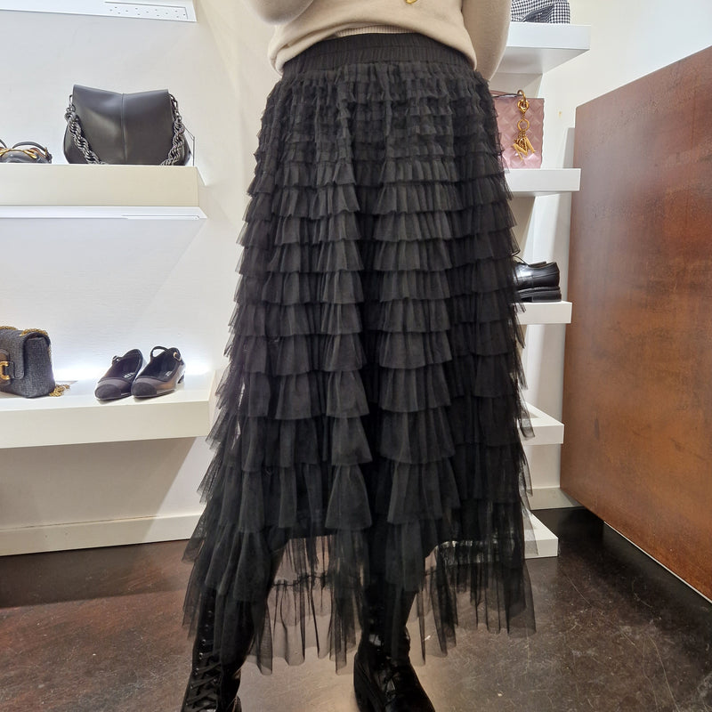 Gonna a balze in tulle color nero