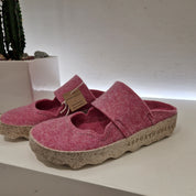 Asportuguesas pink clogs