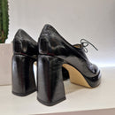 Scarpa stringata vernice nera