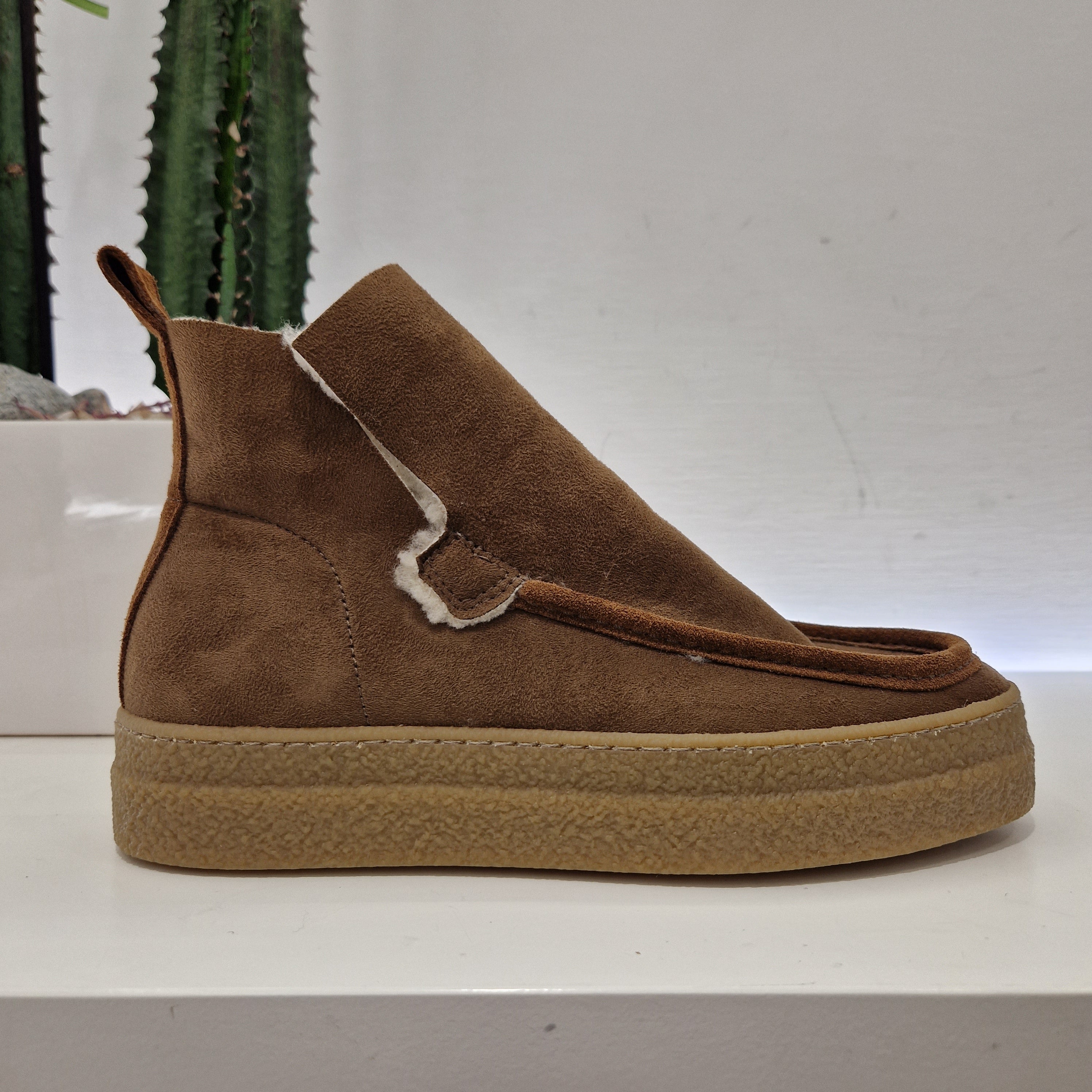 Sneakers boot marrone