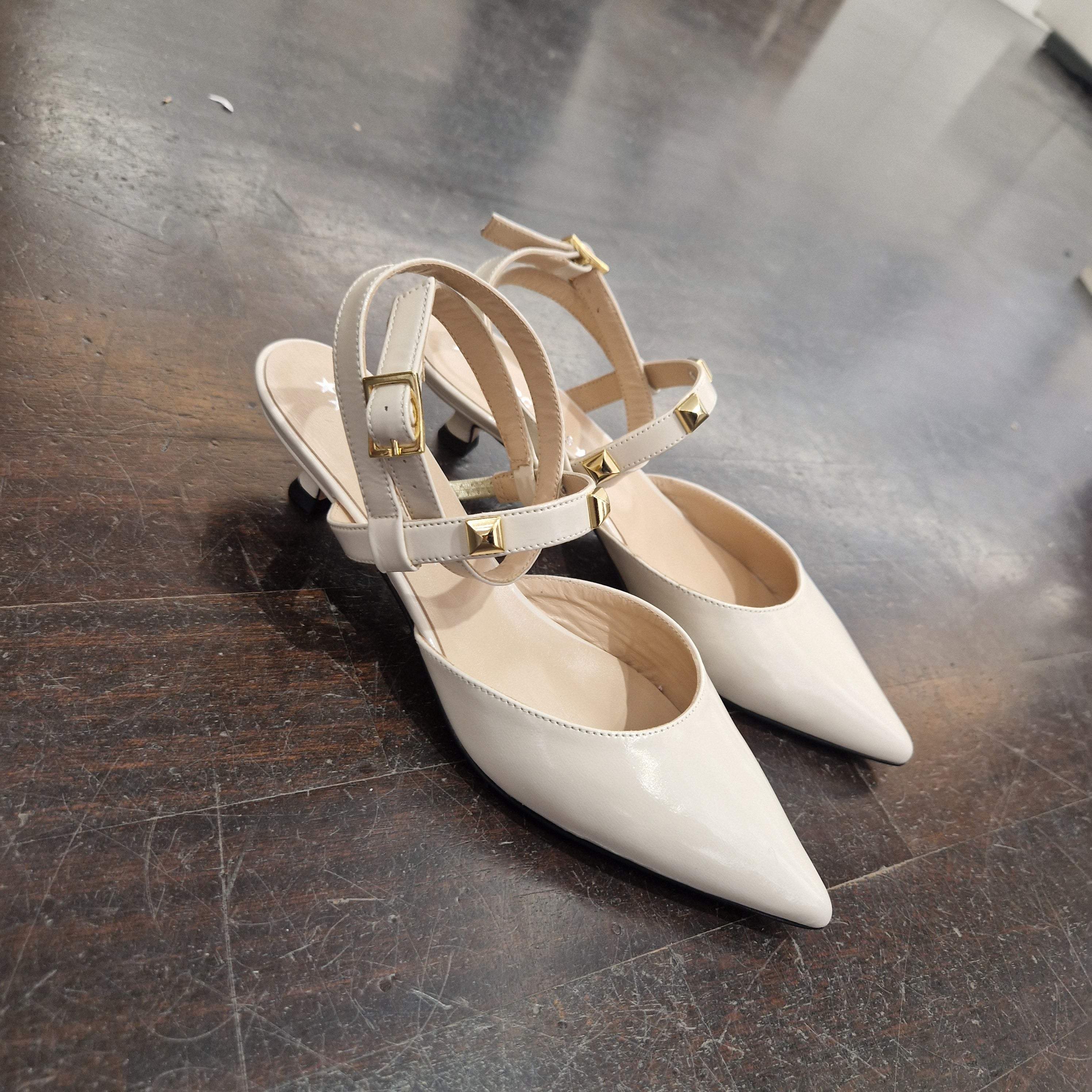 Marc Ellis cream ROI line shoe