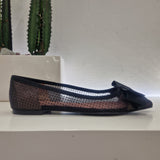 Pretty Ballerinas black ballerina with bow 