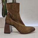 Mud suede ankle boot strategy