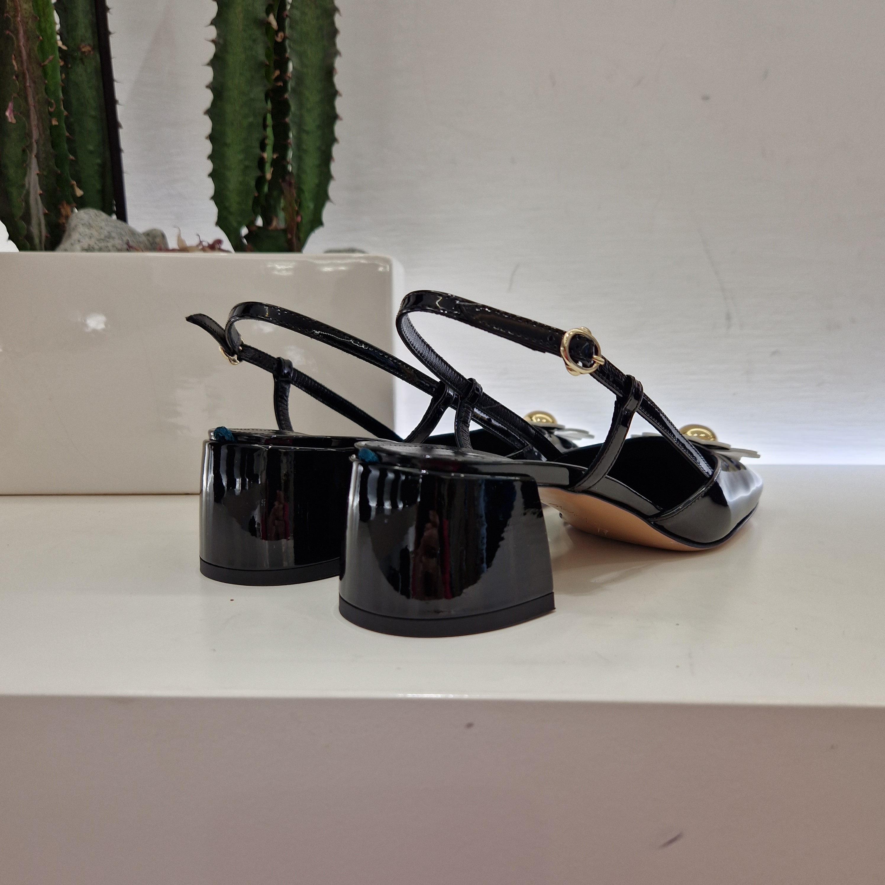 A.Bocca sling back