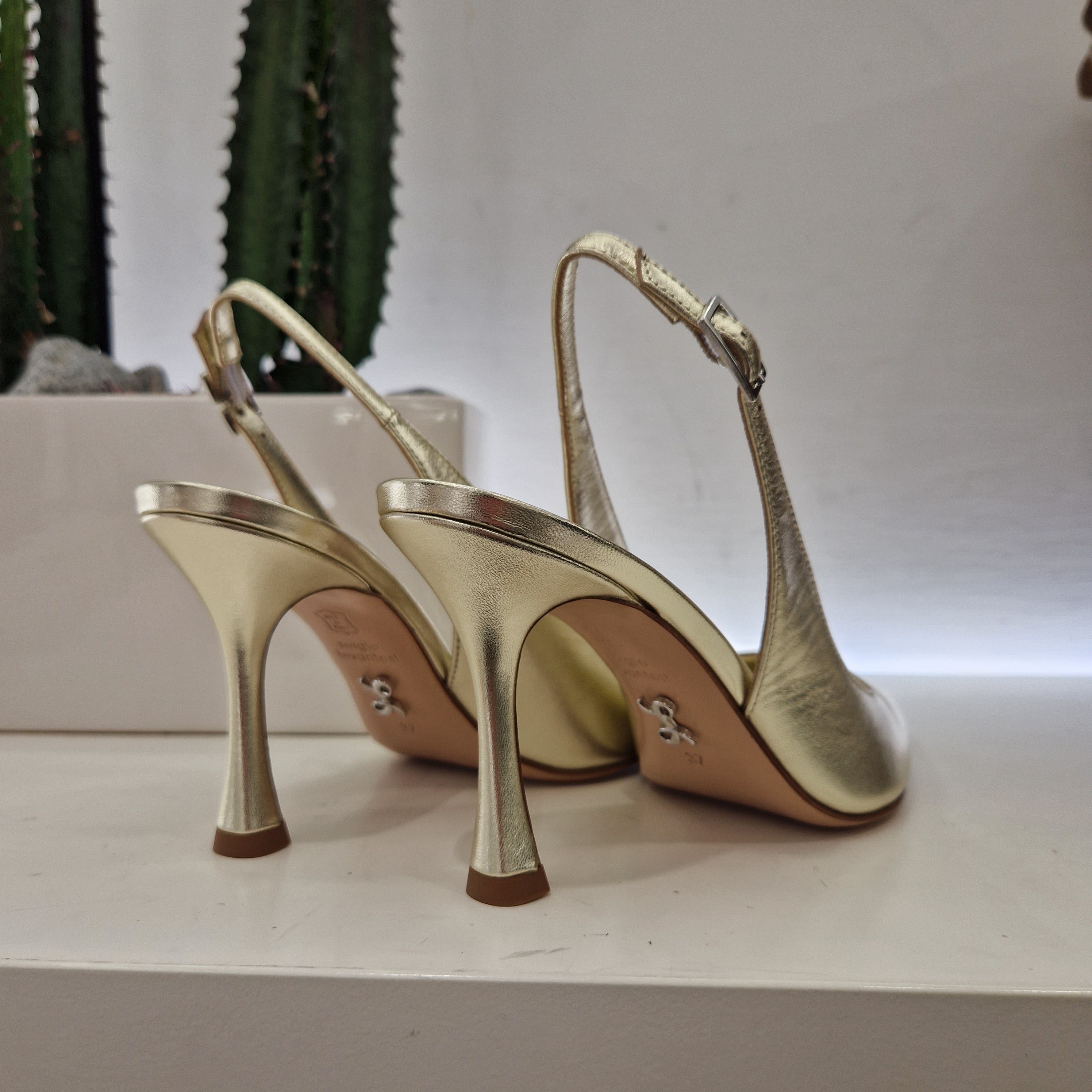 Sergio Levantesi scarpa aperta color platino