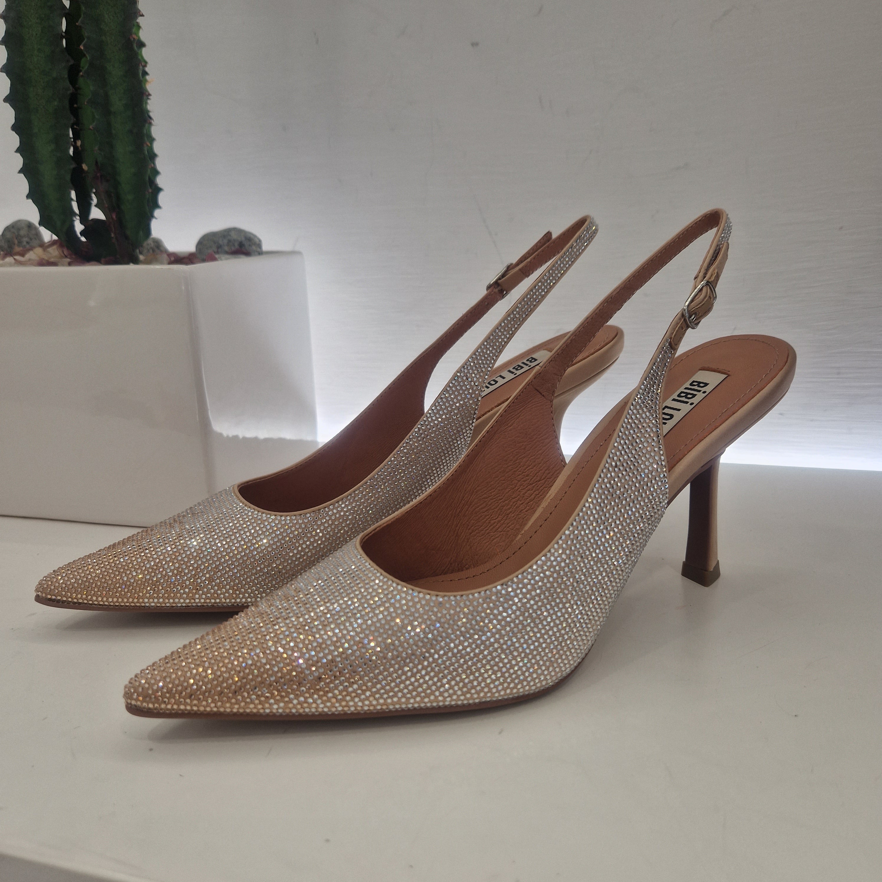 Bibilou nude satin with rhinestones
