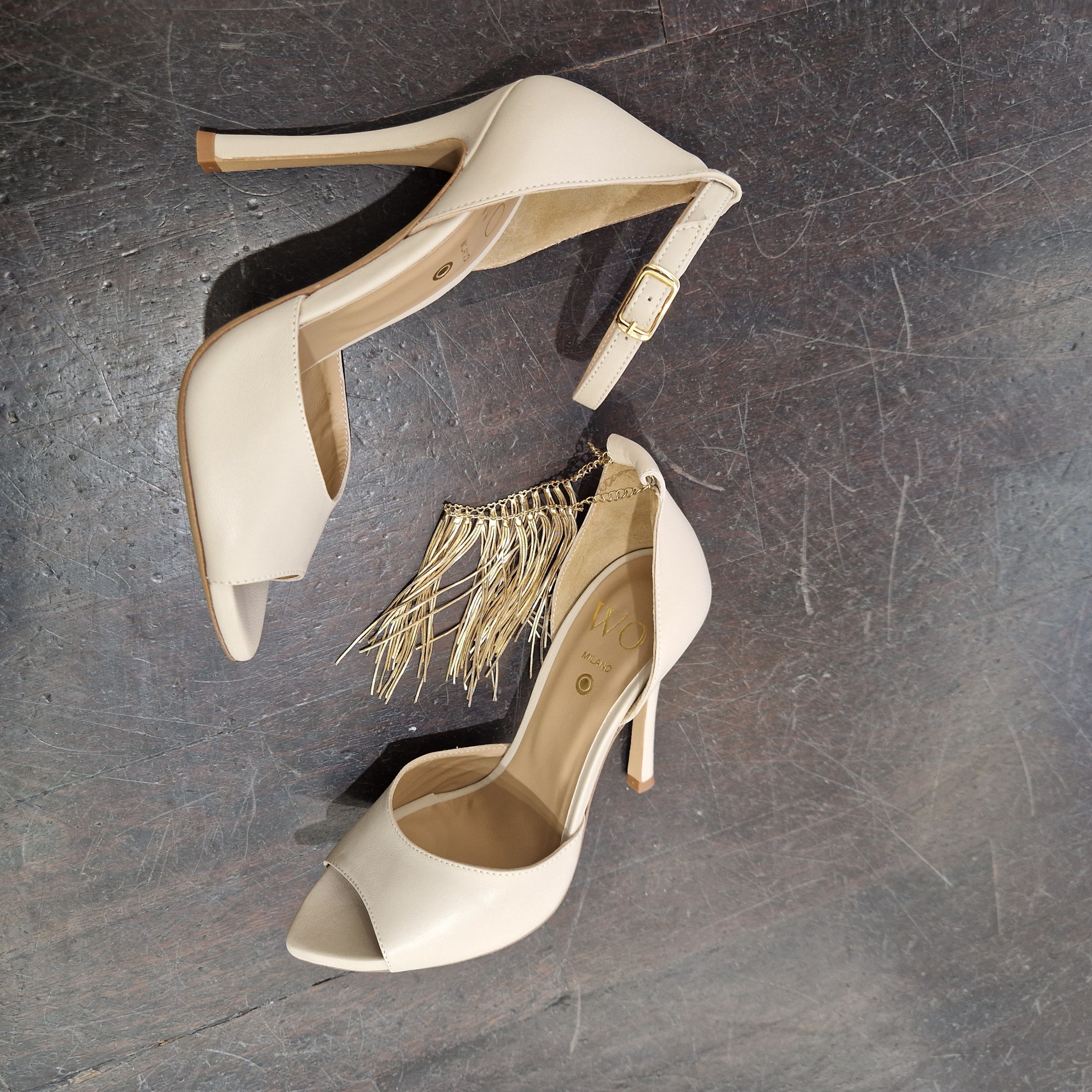 Wo Milano sandalo color nude con cavigliera