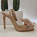 WO Milano sandalo con accessorio piume cipria