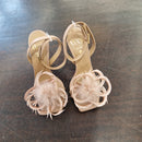WO Milano sandalo con accessorio piume cipria