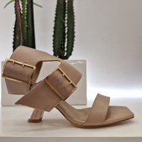 Wo Milano sandalo con fibbie color nude