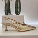 Scarpa fibbiette color oro