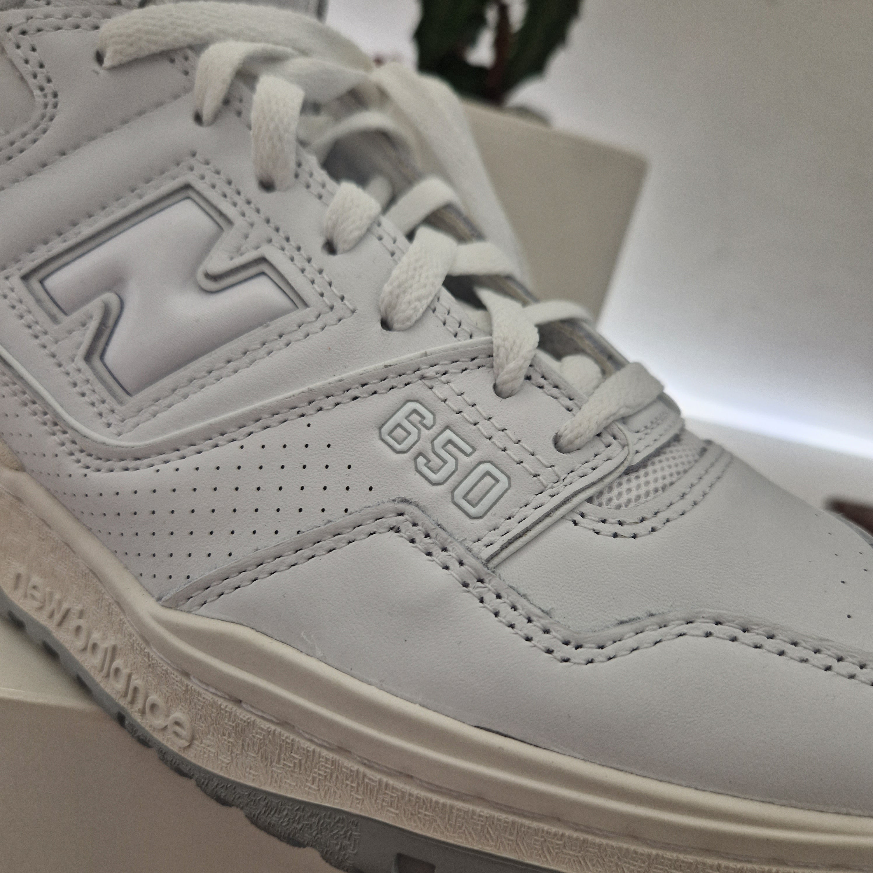 New Balance 650 MEN white
