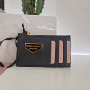 Jayna model black document wallet
