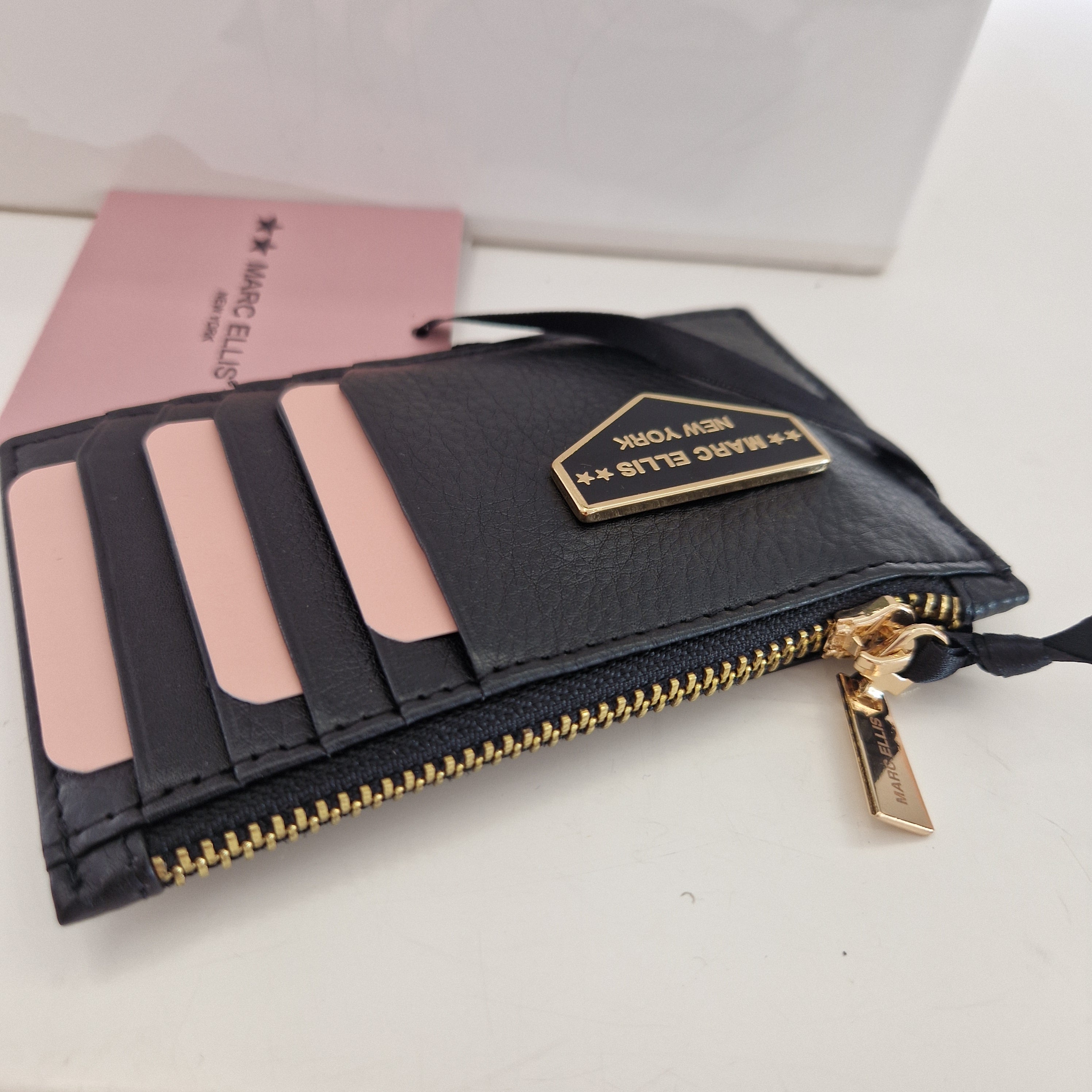 Jayna model black document wallet