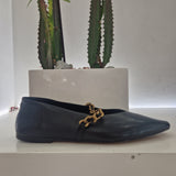Toral ballerina nera