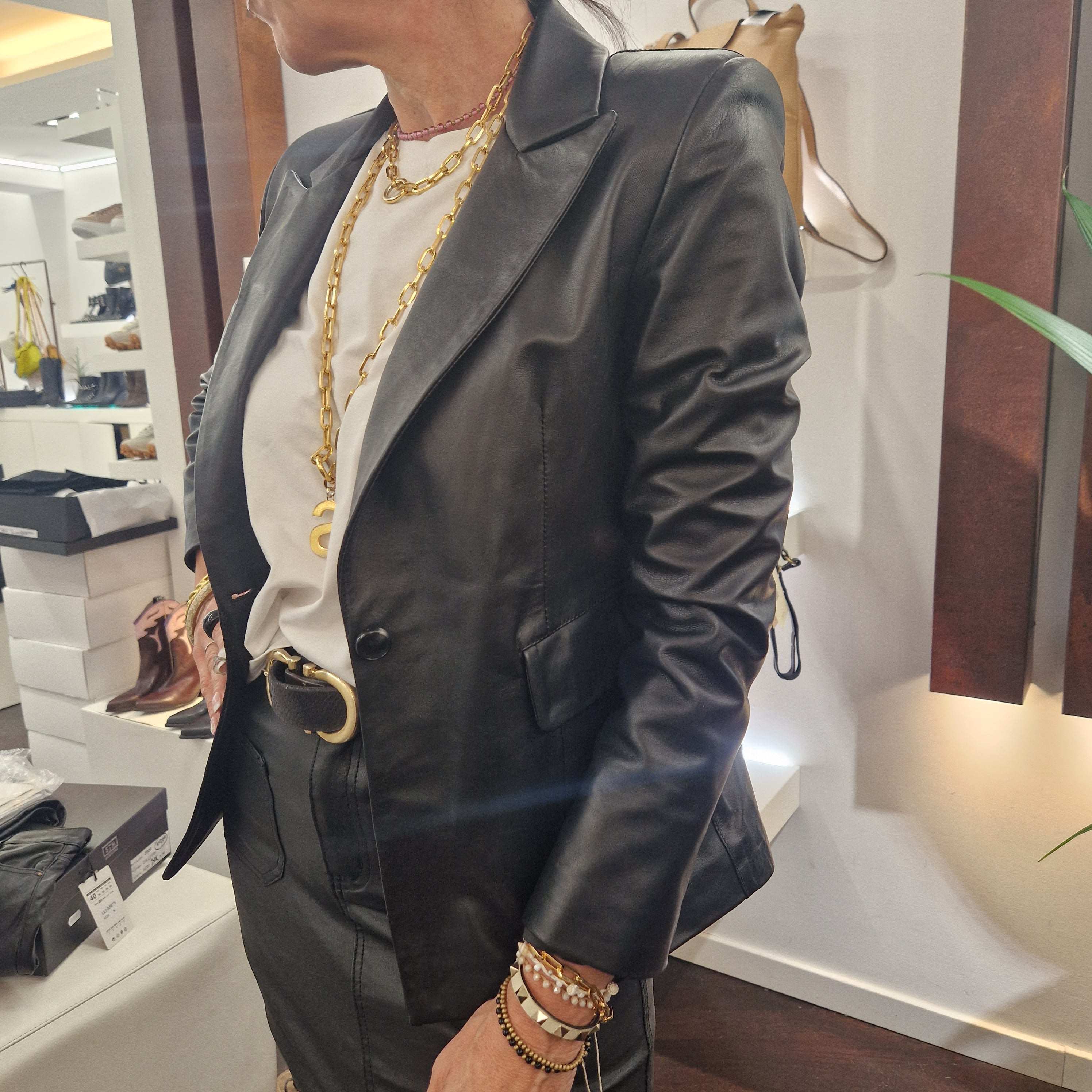 Giacca in vera pelle modello blazer