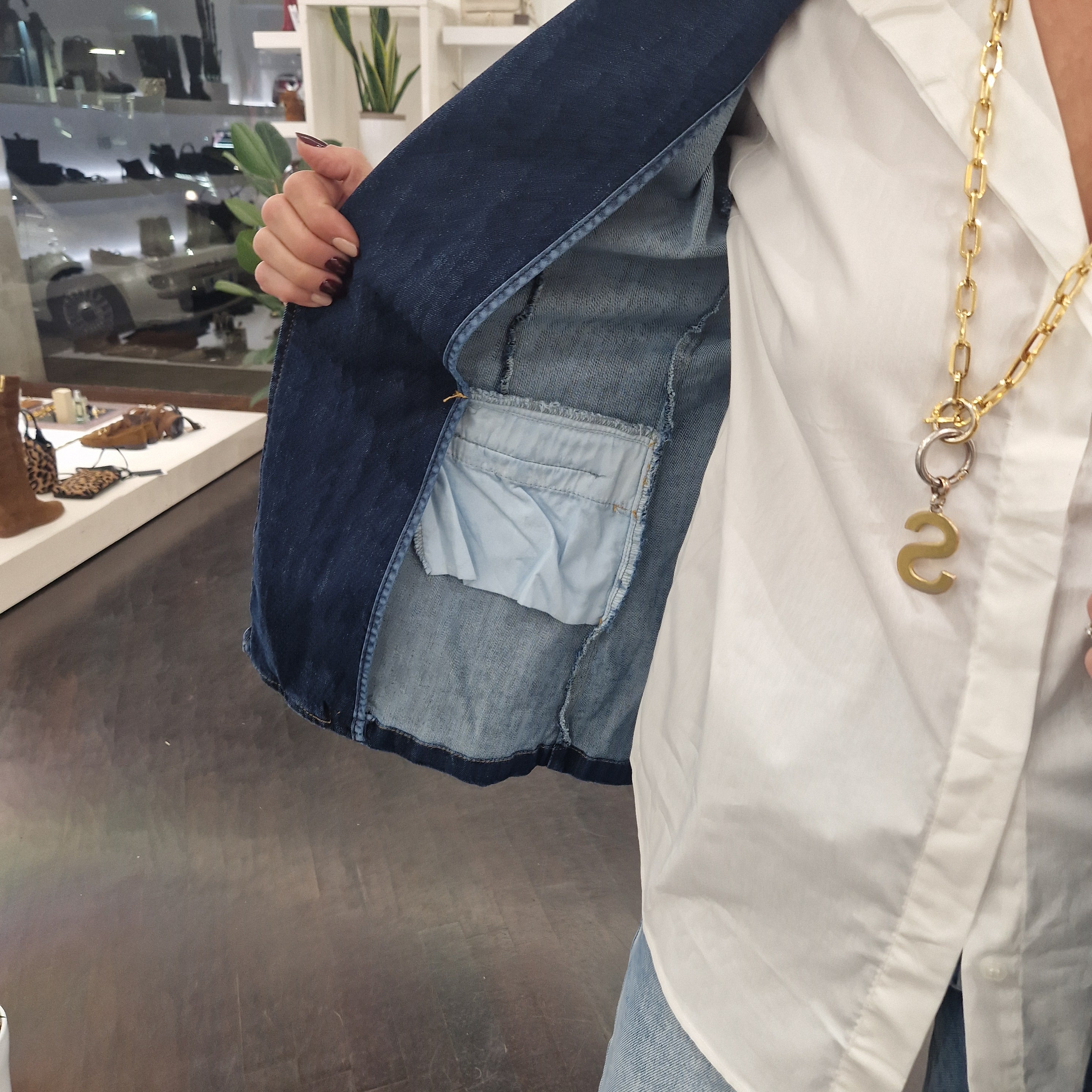 Giacca over in jeans