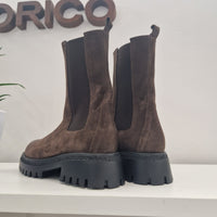 stivaletto beatles marrone  gambale lungo