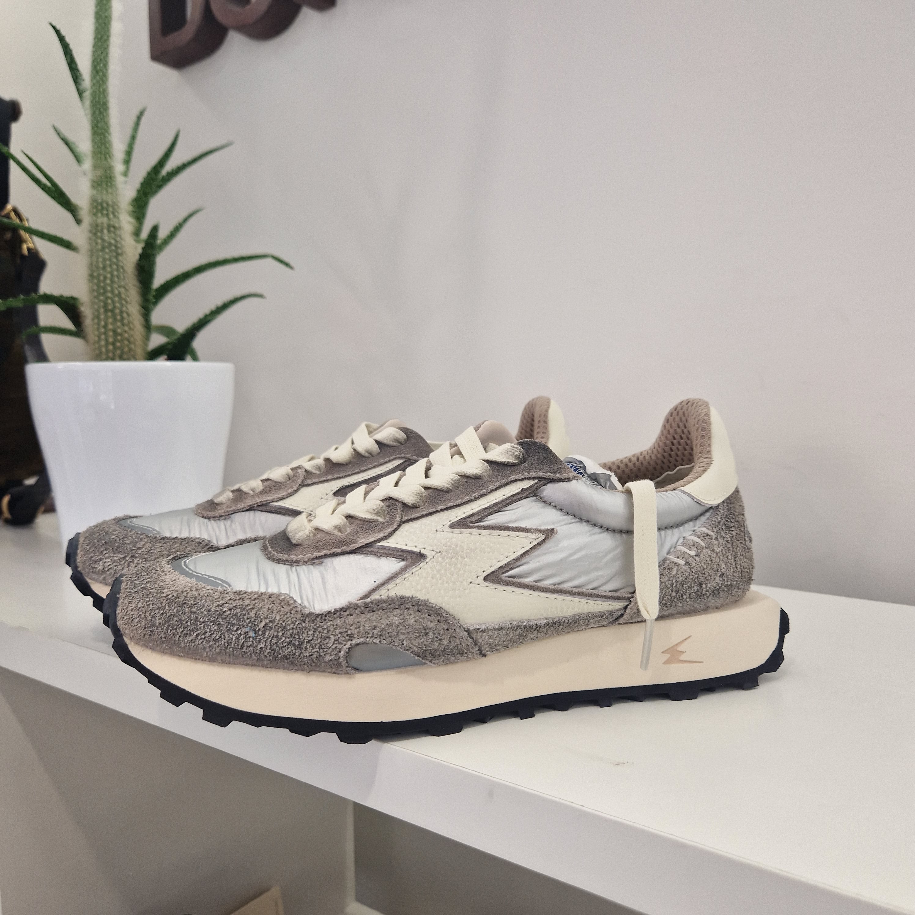 Moa sneakers RUNNING grigio argento