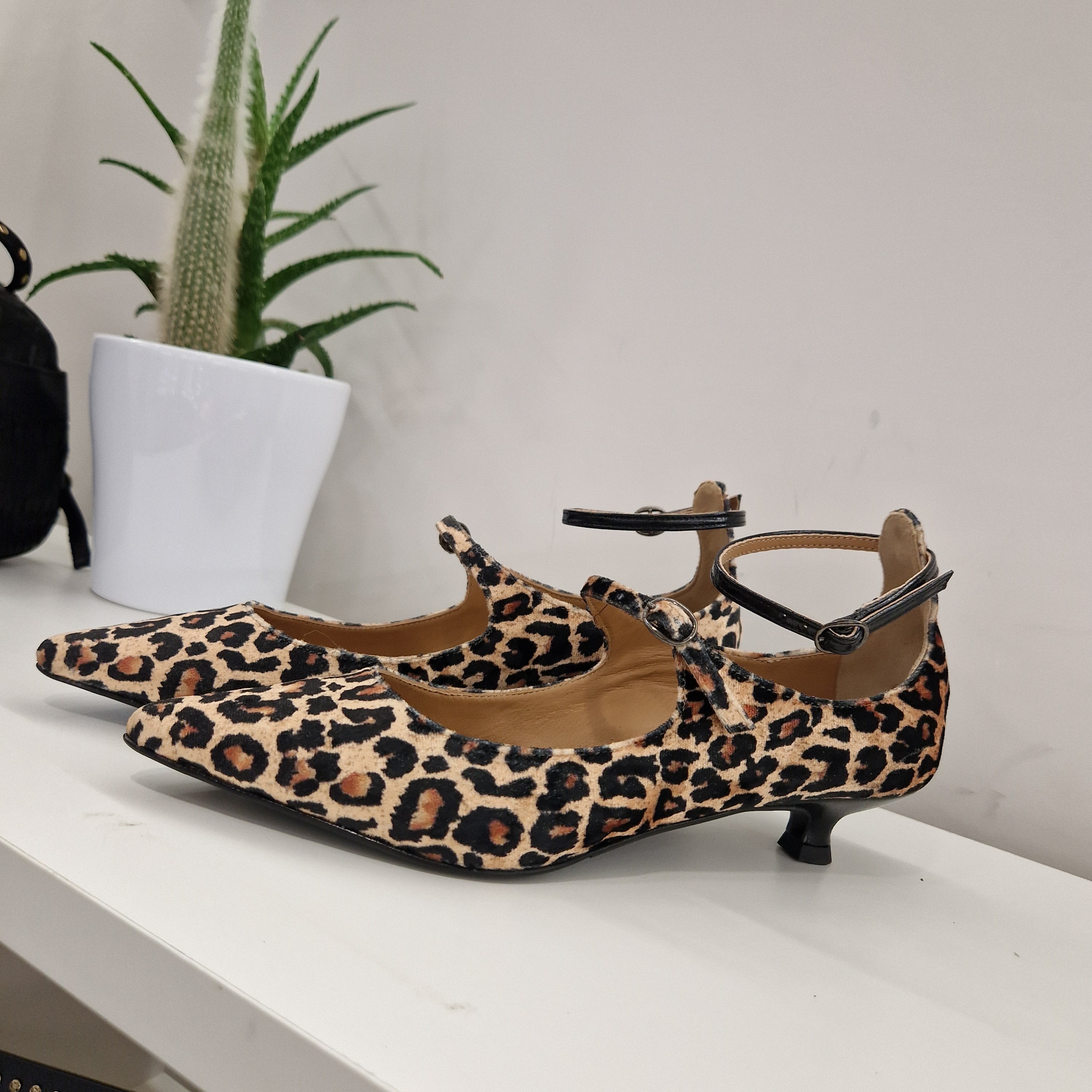 Marc Ellis leo print shoe 3cm heel