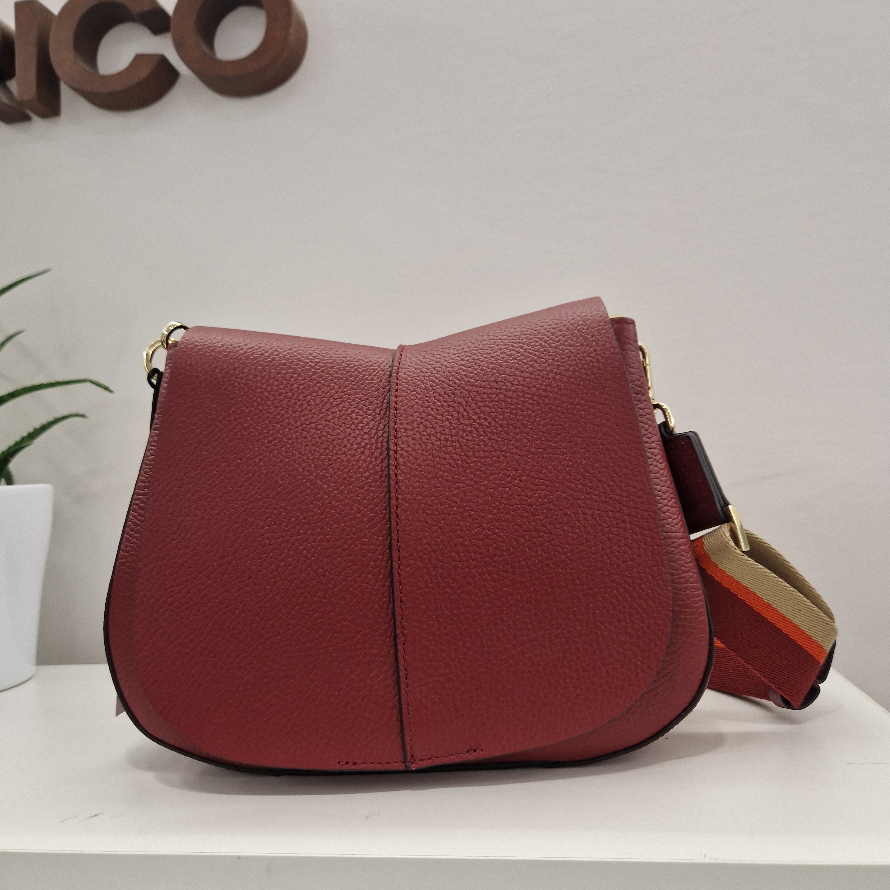 Gianni Chiarini borsa linea Helena Raund  formato medio bordeaux