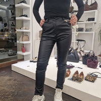 KIKISIX Pantalone GIORGIA skinny  in ecopelle