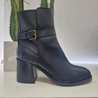 Bervicato stivaletto nero