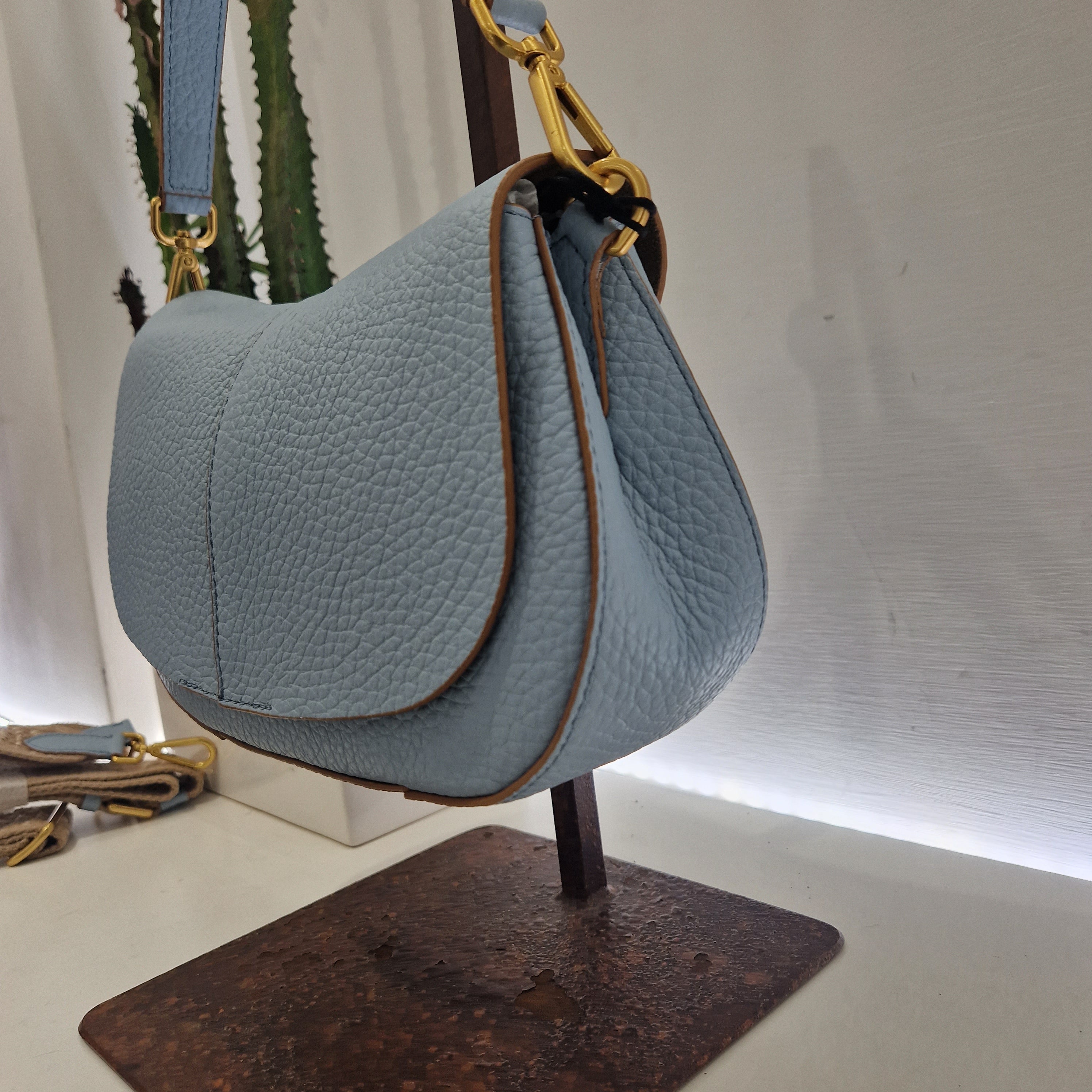 Gianni Chiarini borsa linea Helena Round color celeste