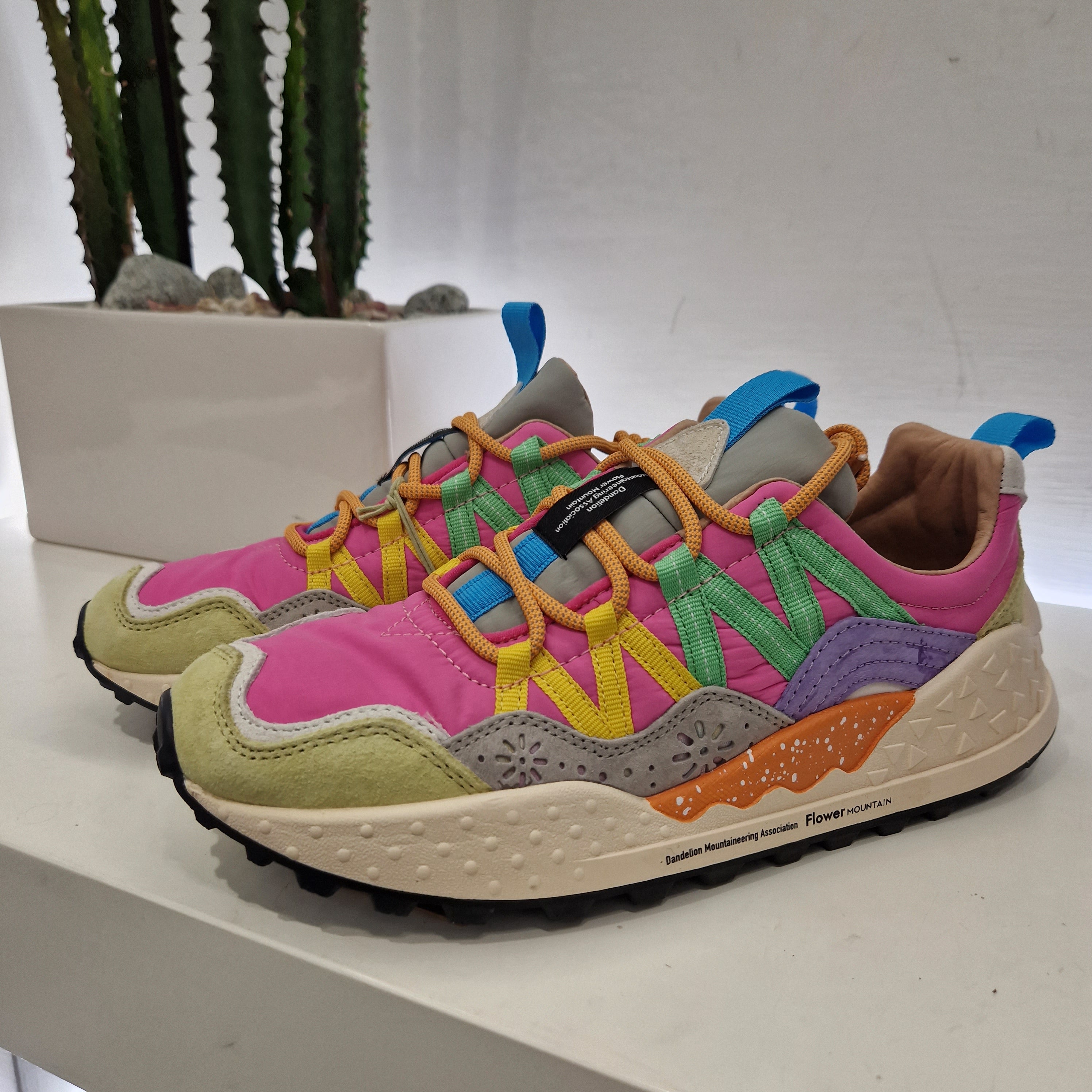 Flower Mountain linea WASHI fuxia