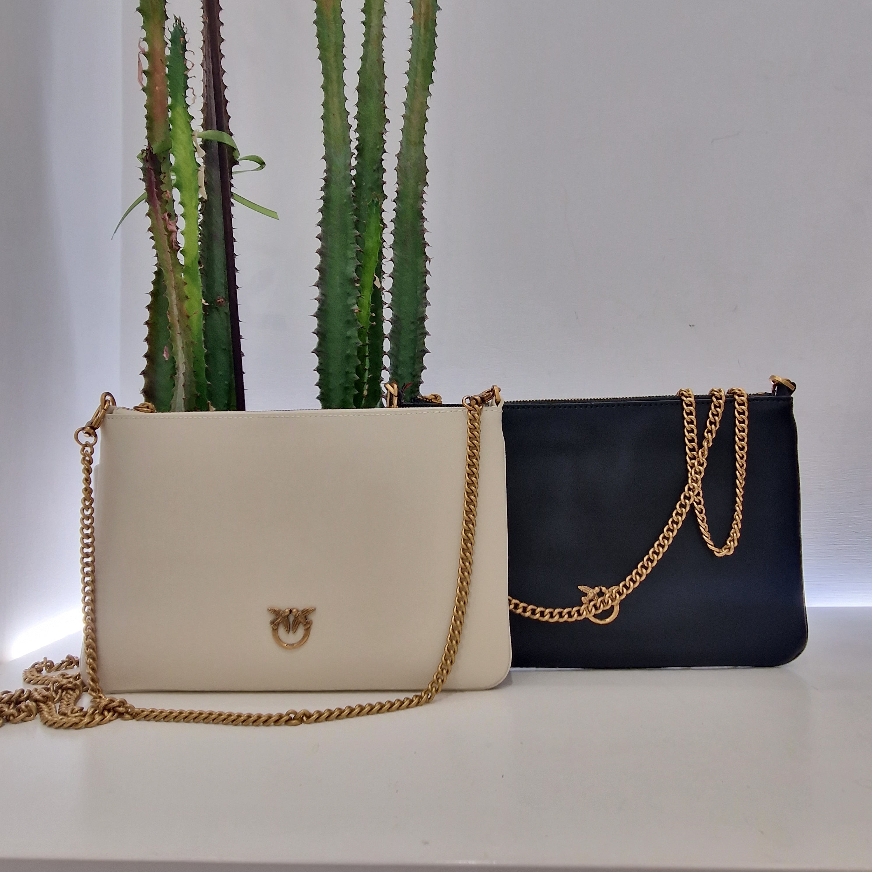 PINKO  Classic Flat Love Bag Simply
