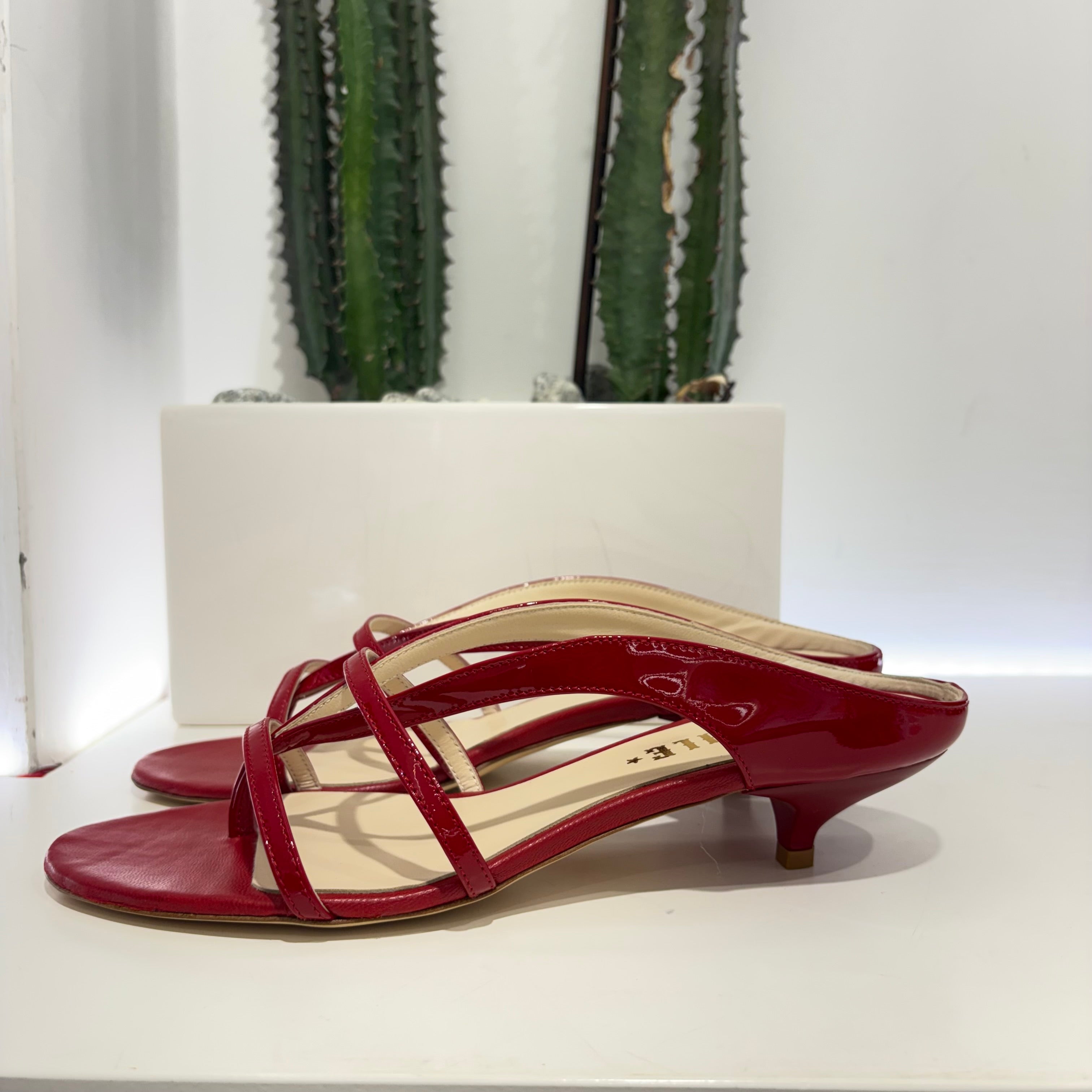Infradito vernice rosso t. 30