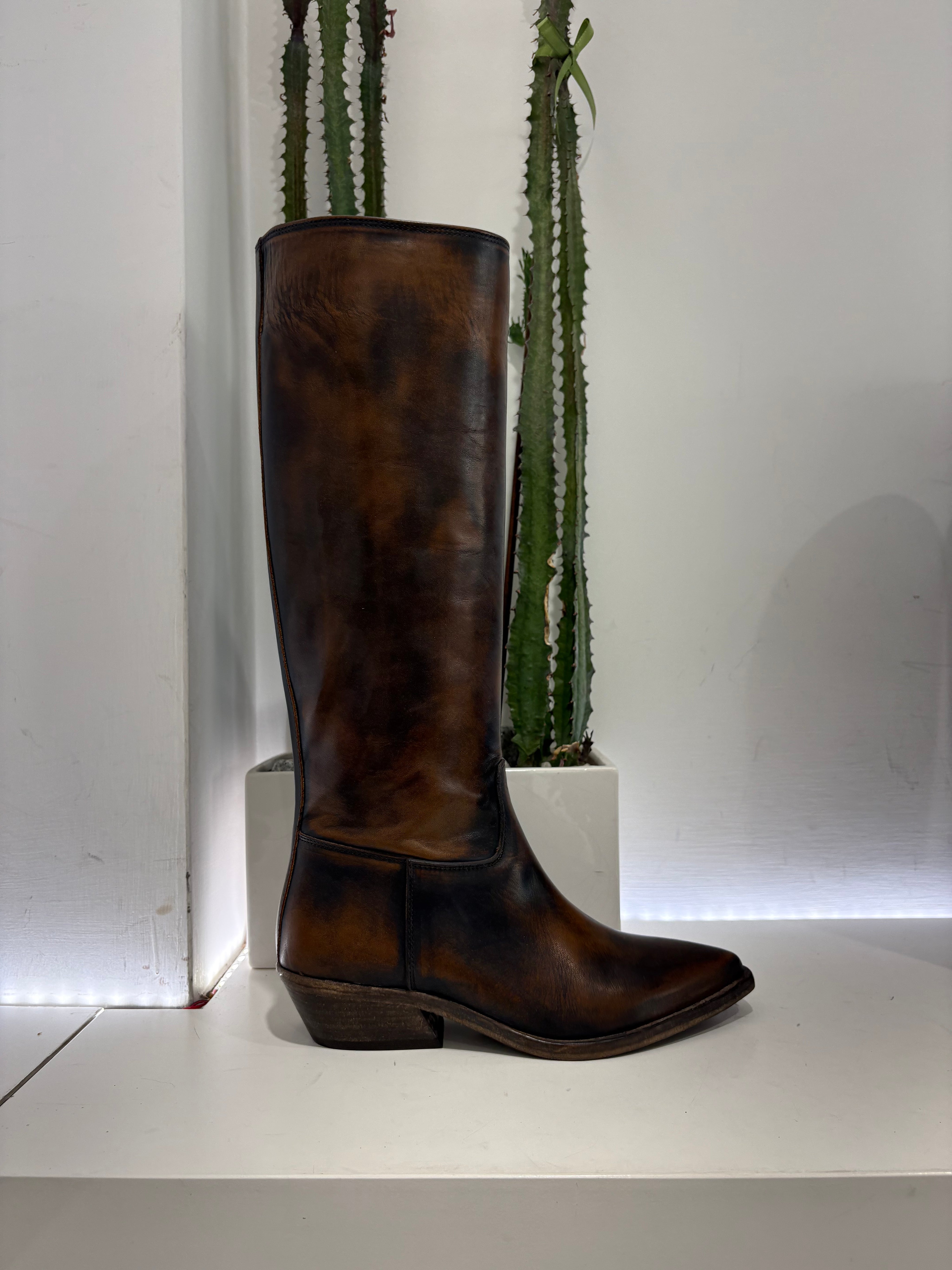 Stivale texano color cuoio invecchiato