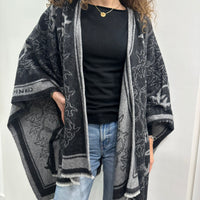 Pinko MANTELLA con logo lettering