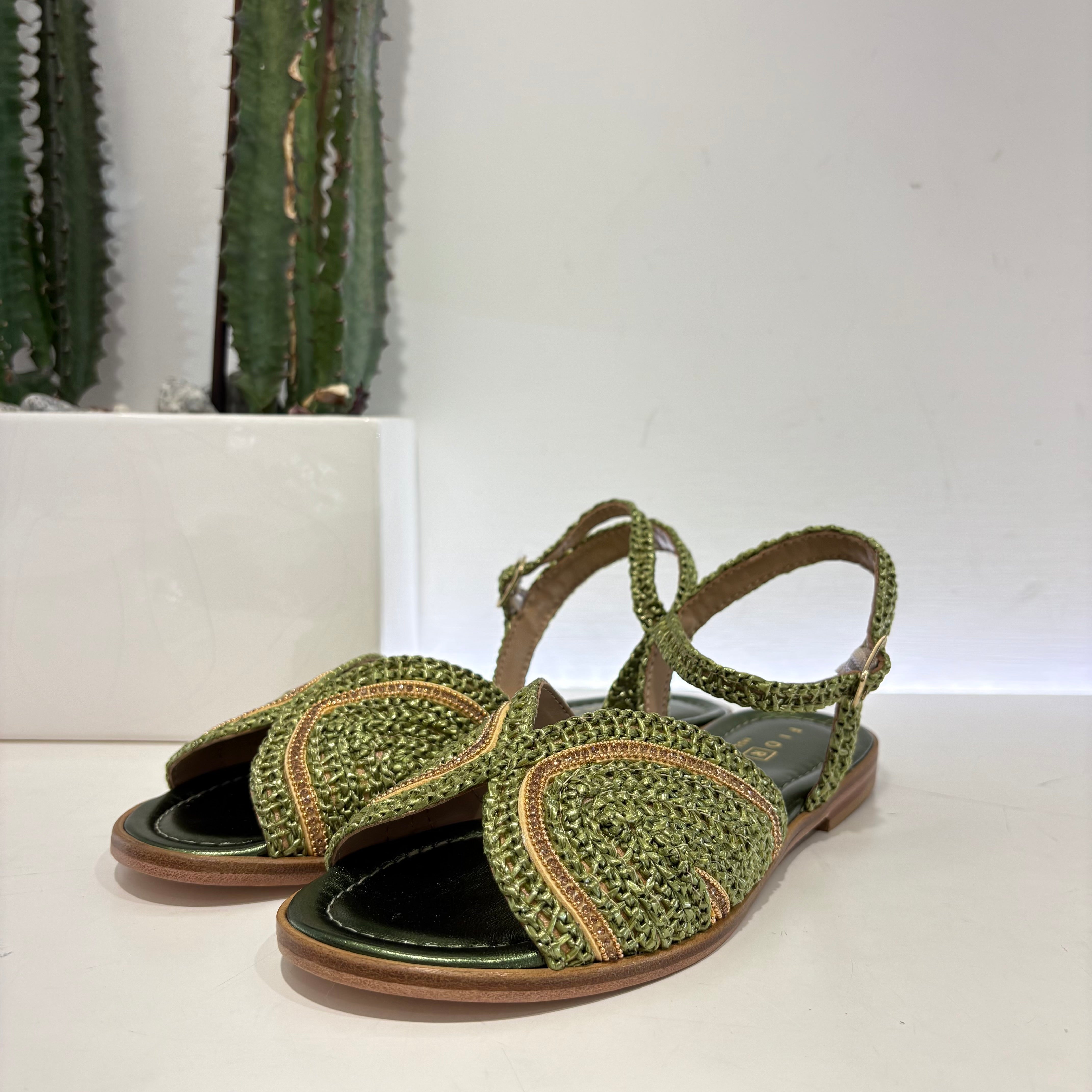 Fiorina sandalo in rafia verde