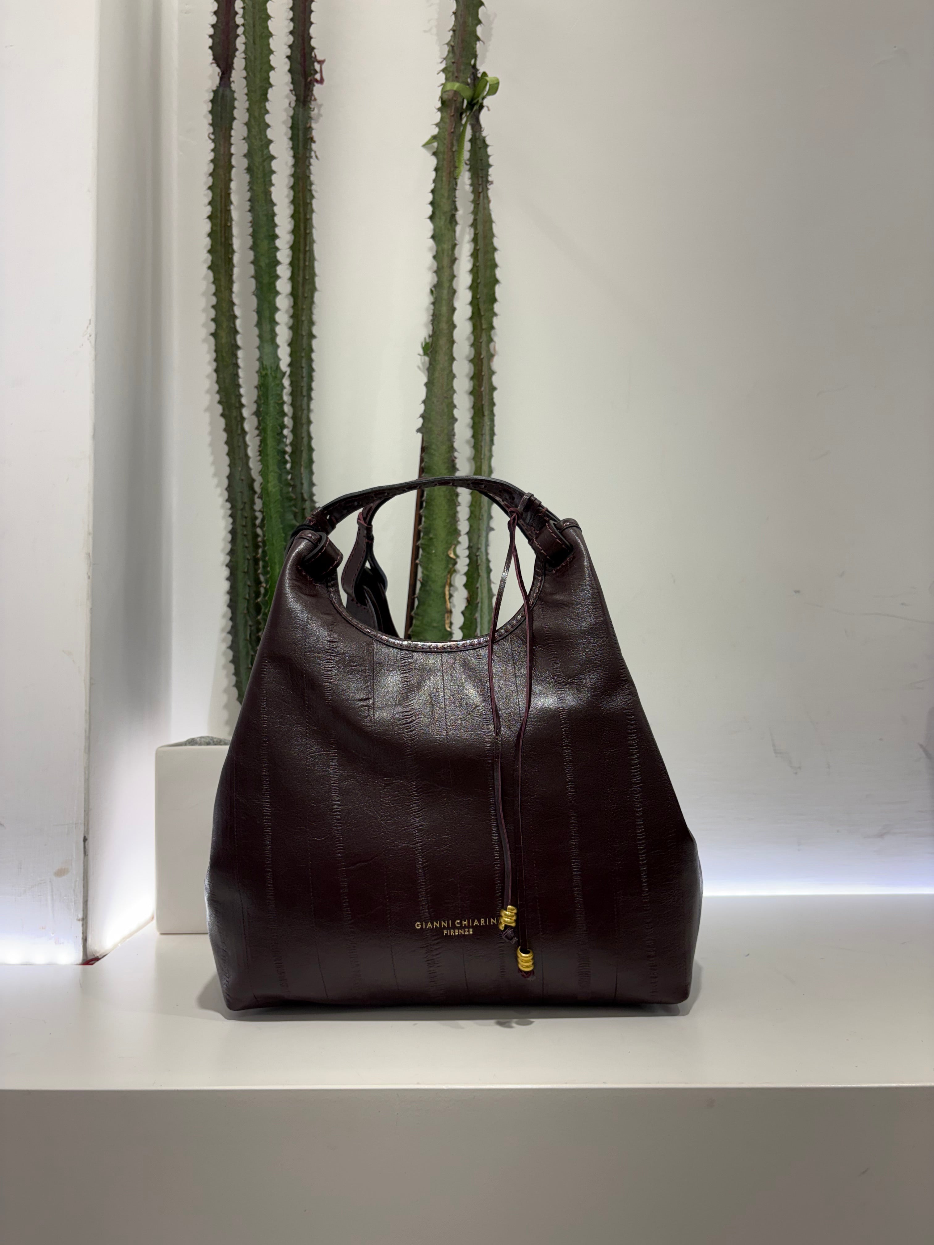 Gianni Chiarini DUA ANTIQUE RUBY  dimensione MEDIA