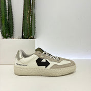 ID.EIGHT sneaker off white