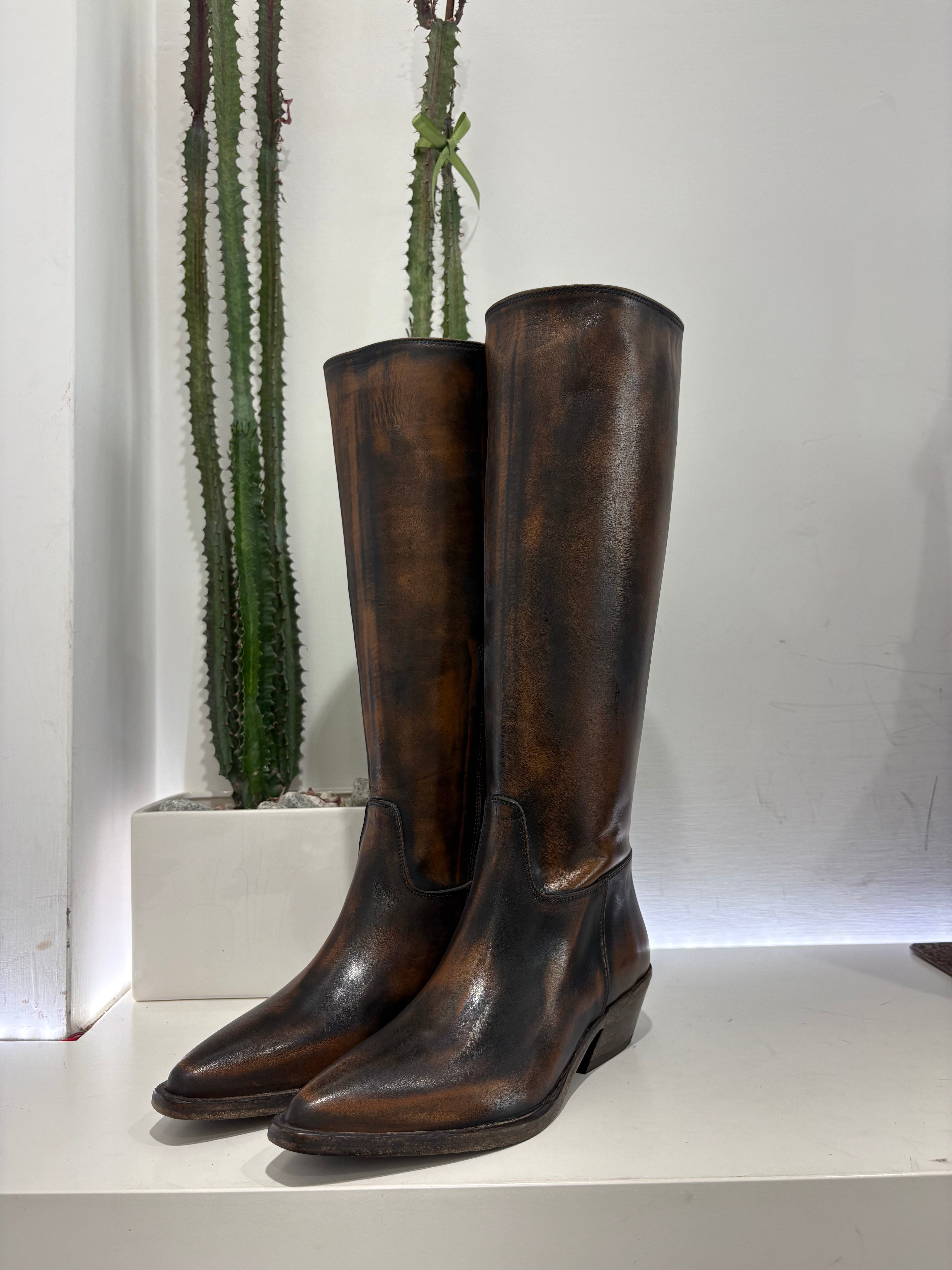 Stivale texano color cuoio invecchiato