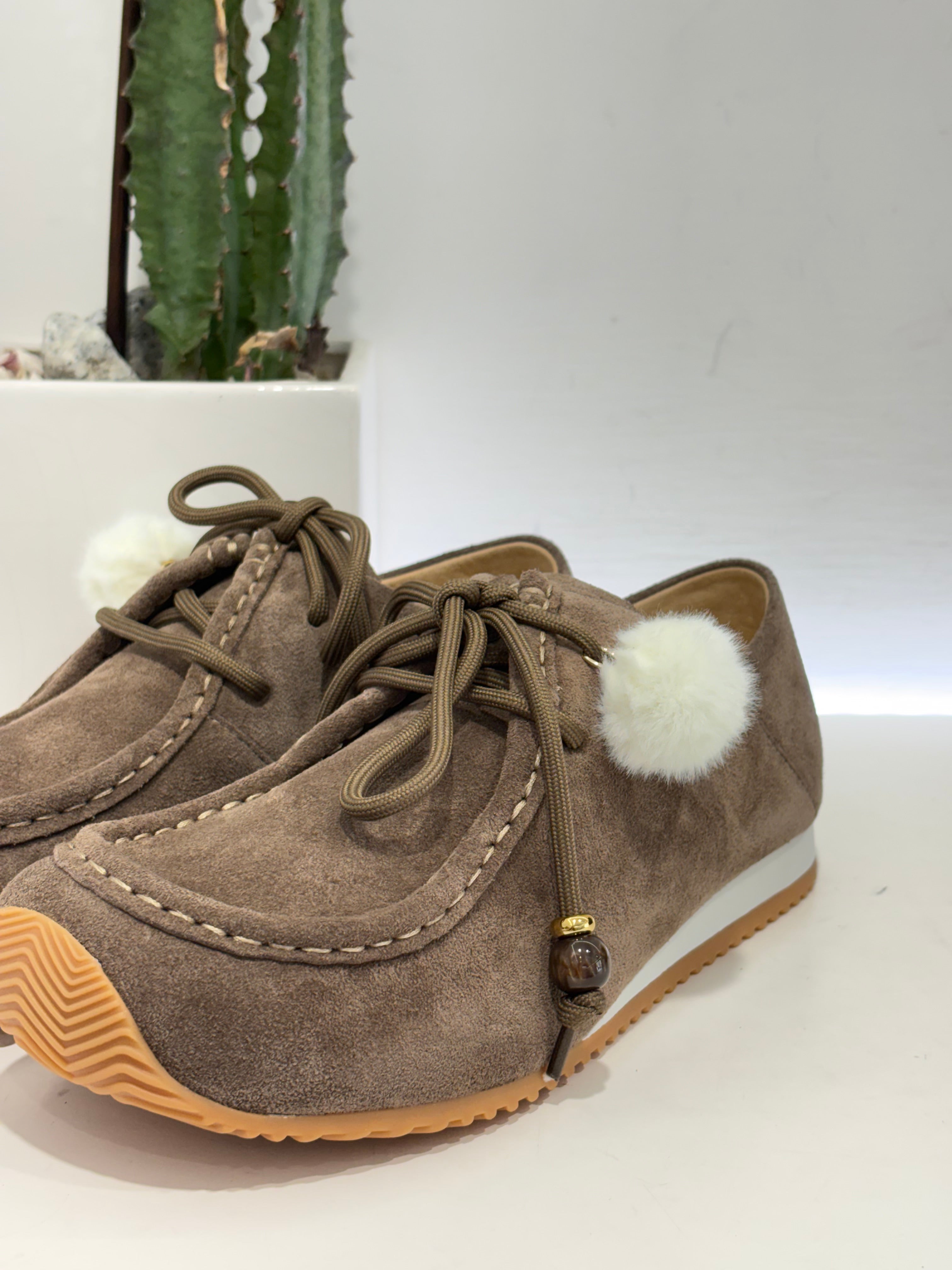 Lara Manni Sneaker lacci vaschetta PONPON