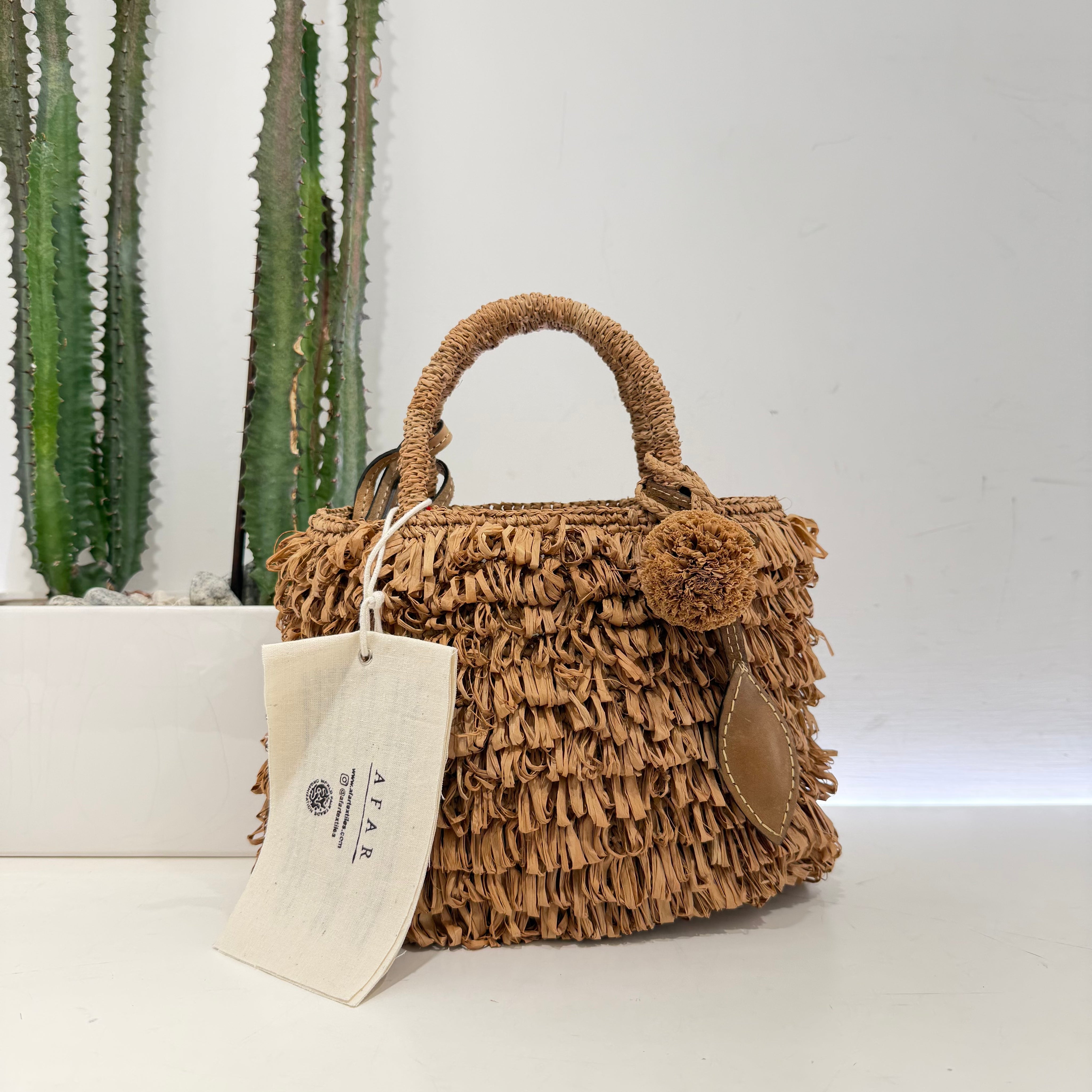 Afar borsa intrecciata a mano KEISHA dimensione piccola
