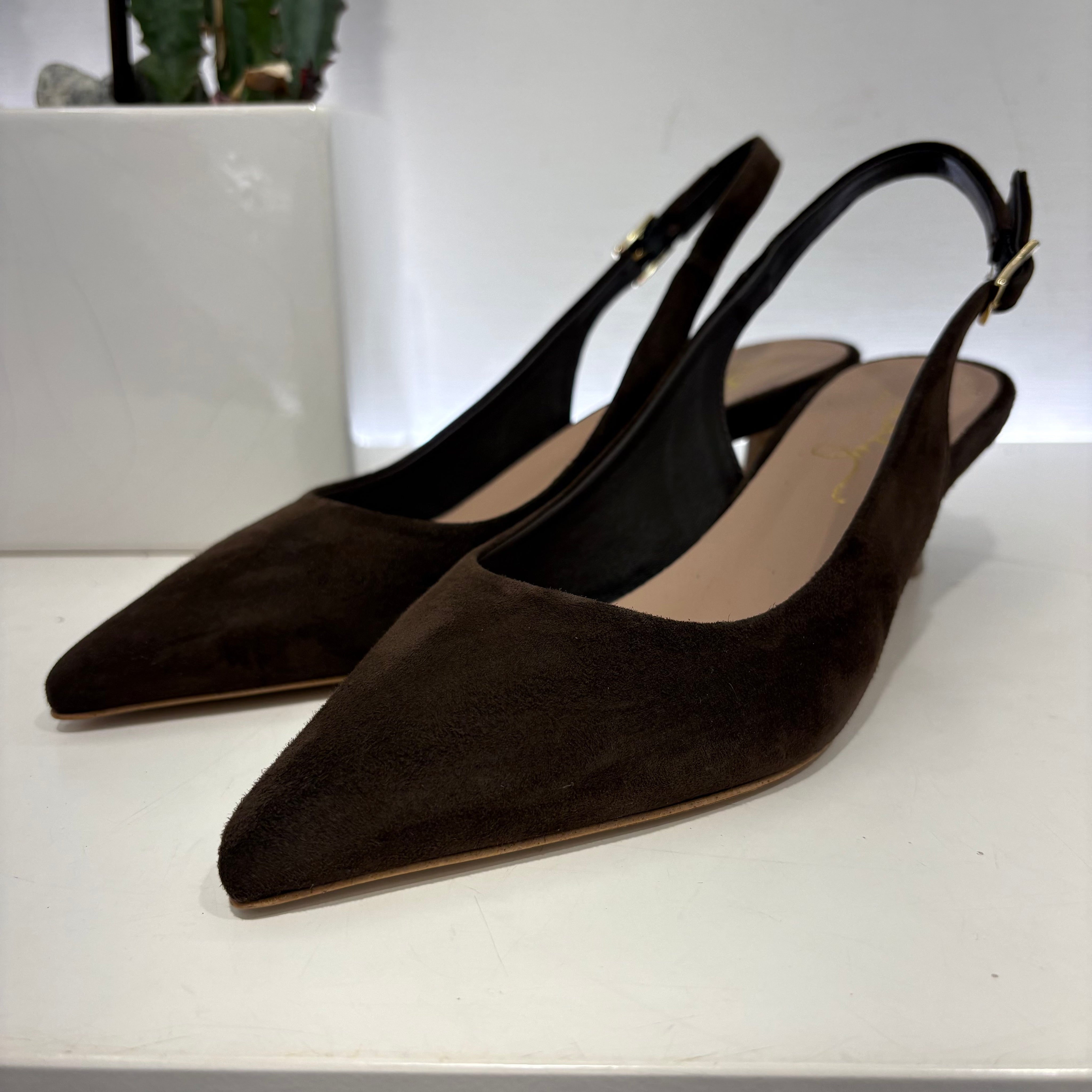 Scarpa aperta dietro Serena MORO t.50