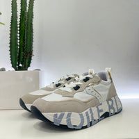 Voile Blanche CLUB sneaker bianca dettagli oro e celeste