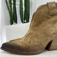 Elena Iachi texano corto sand