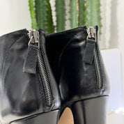 Stivaletto MONET spuntato nappa color nero