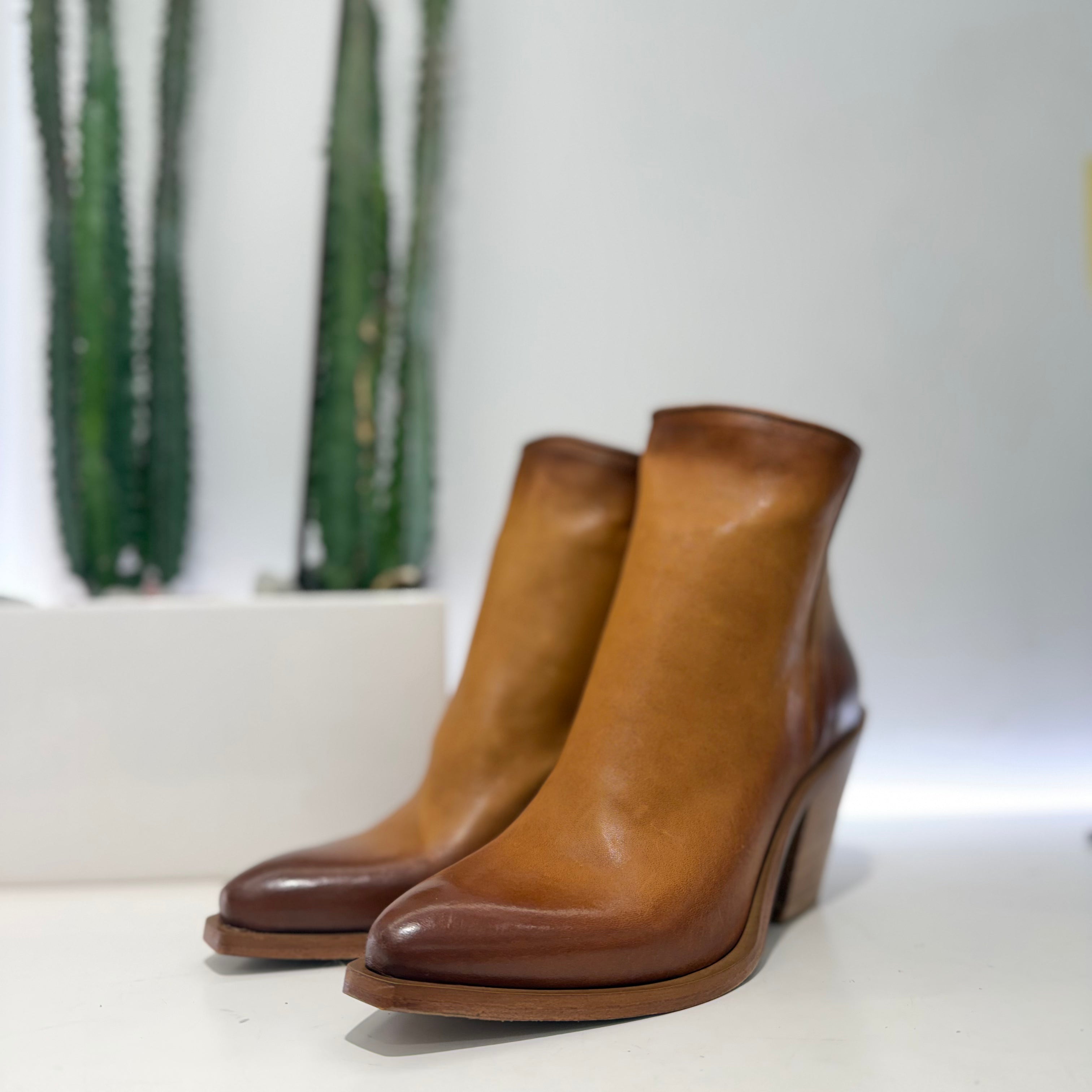 METISSE stivaletto texano PELLE cuoio t.70