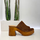 Zoccolo BETTY in SUEDE con fascia larga