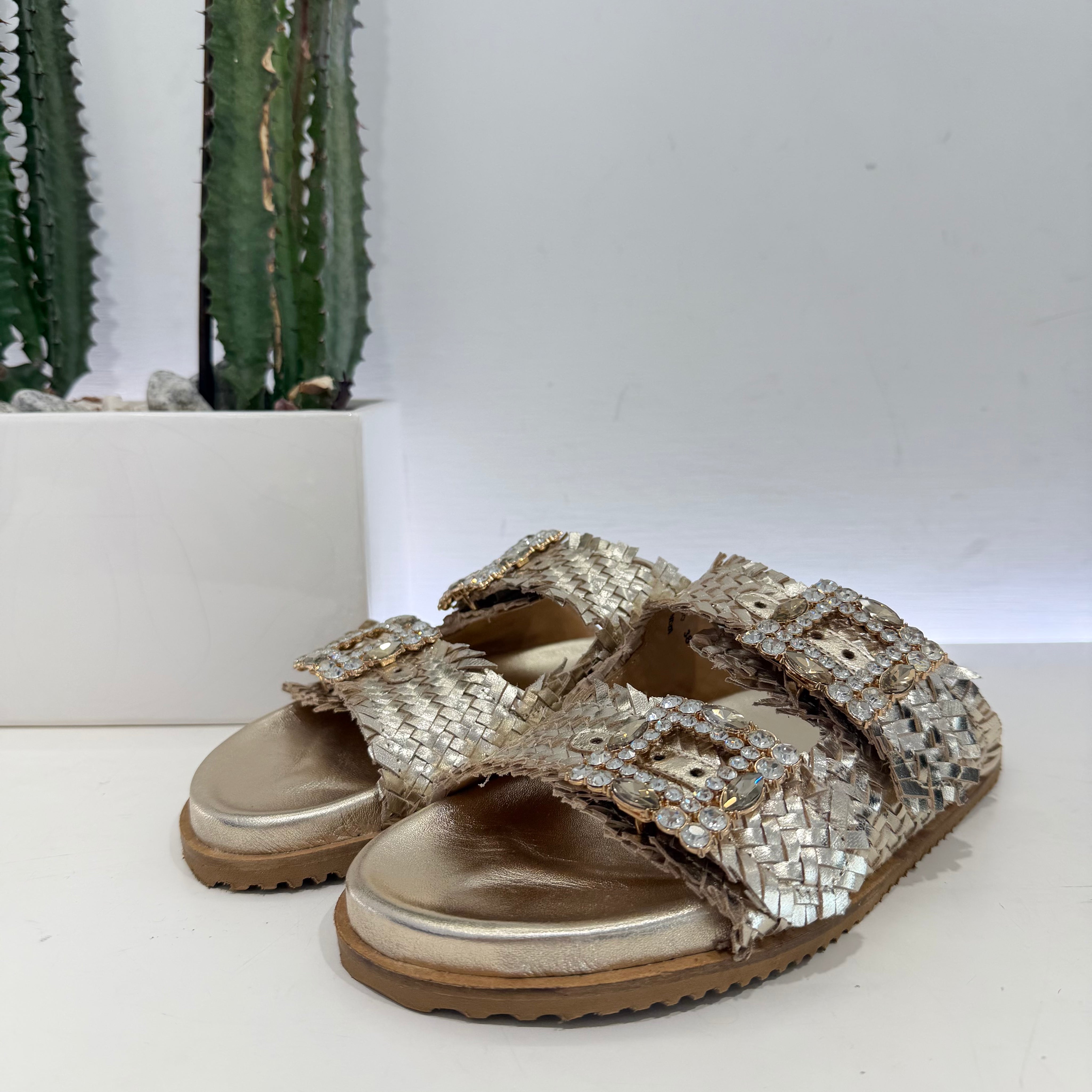Sandalo ciabatta 2 FASCE basso intrecciate color oro