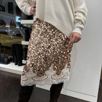 Kikisix Gonna longuette paillettes oro e pizzo bianco